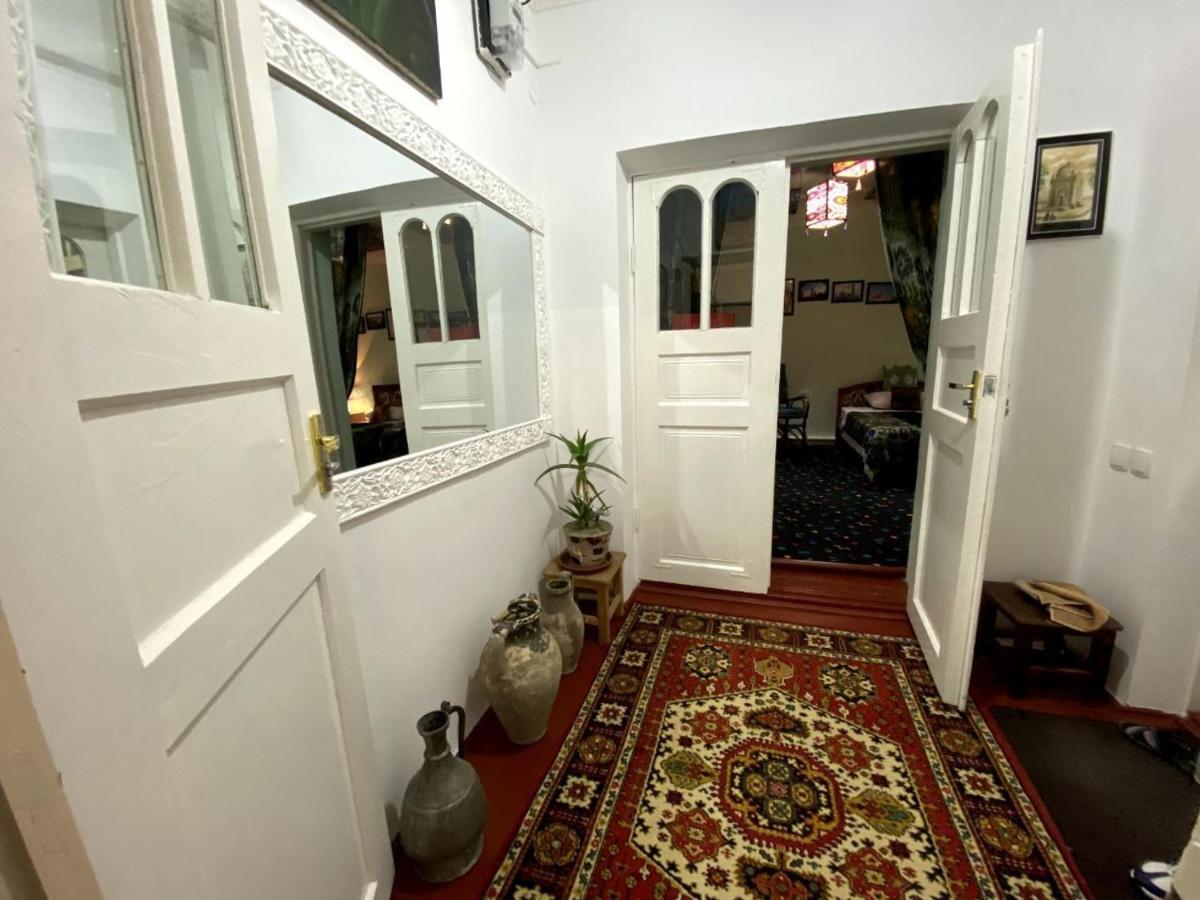 Barlos - Уютная, Семейная Атмосфера Boukhara Extérieur photo