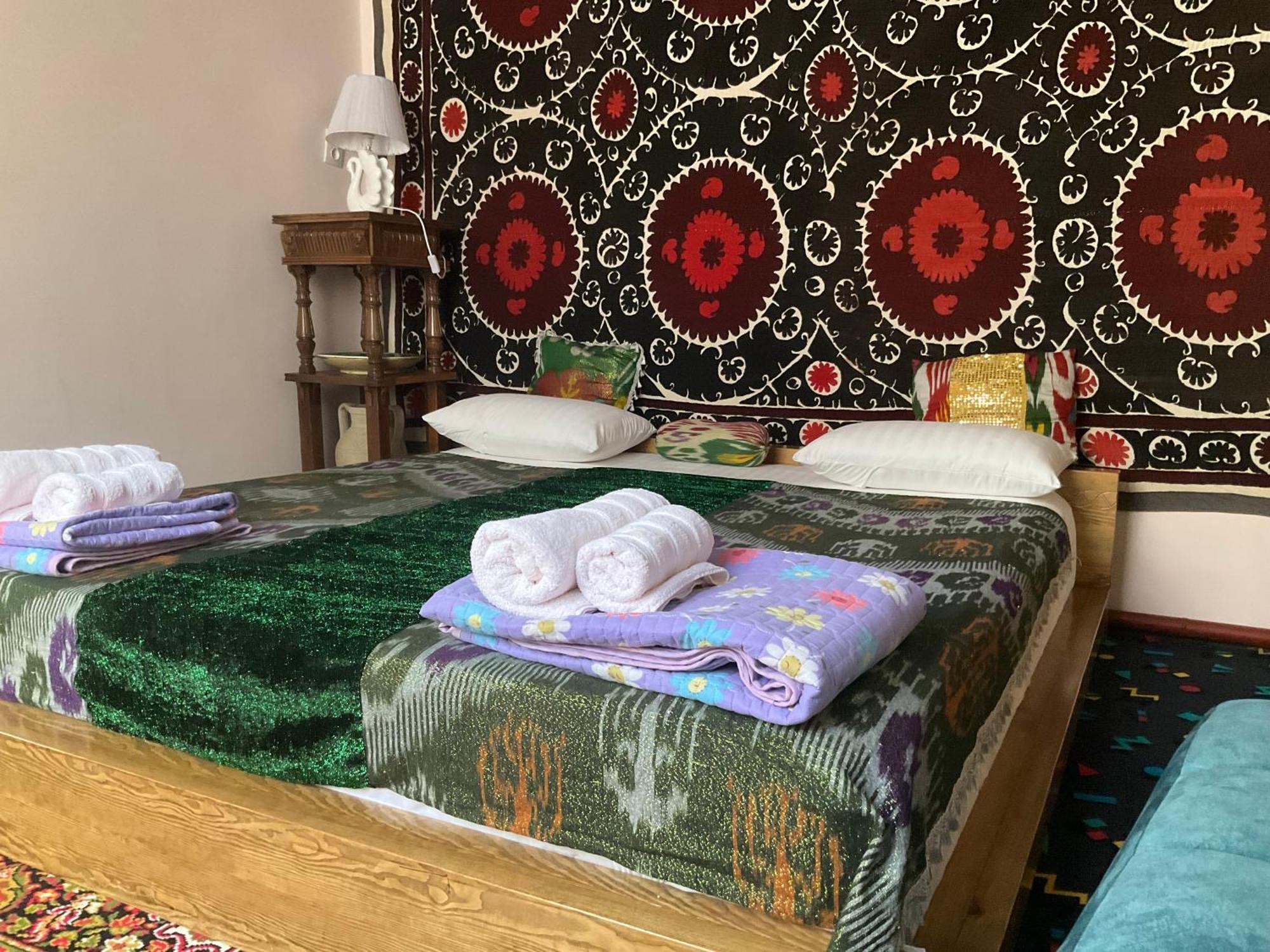 Barlos - Уютная, Семейная Атмосфера Boukhara Extérieur photo